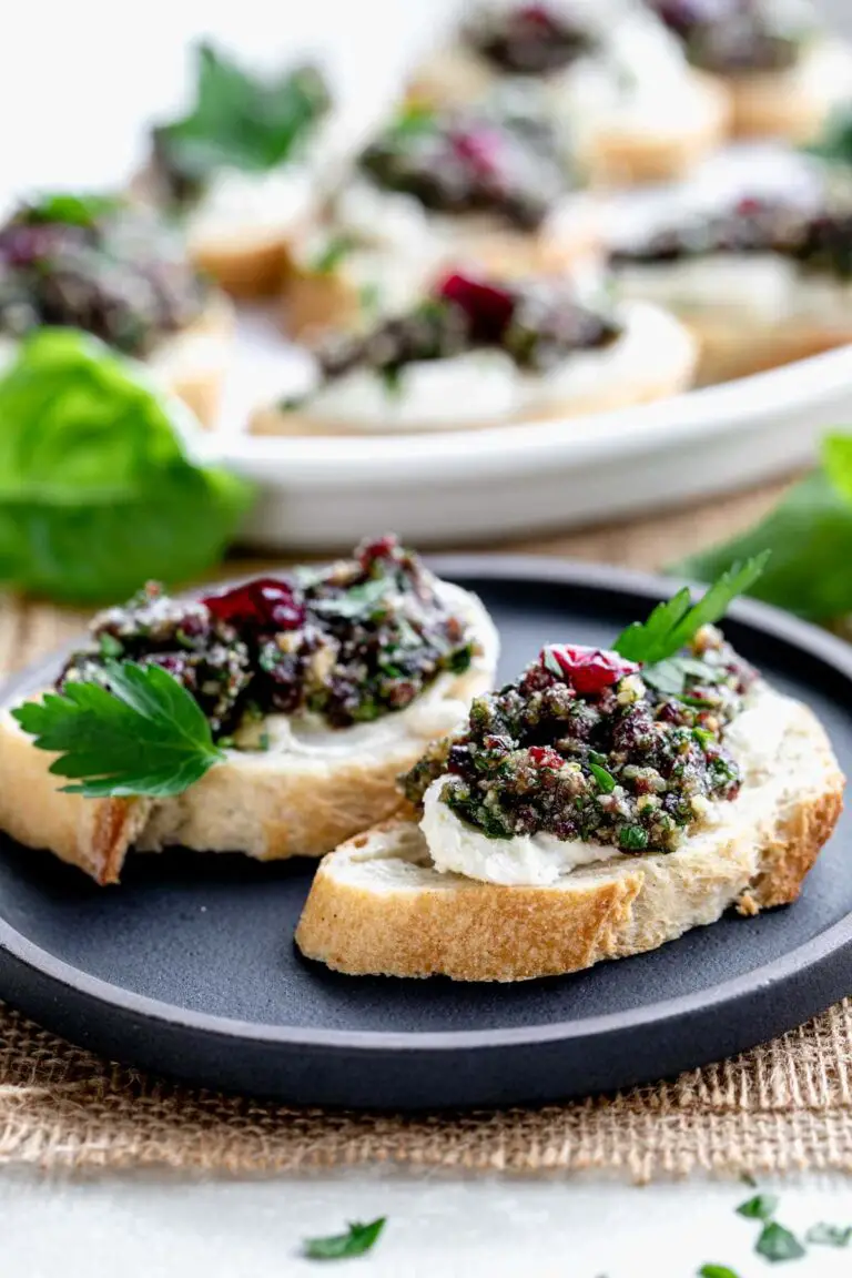 Receta de Crostini de Pesto de Arándano con Queso de Cabra